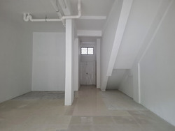Bedok Reservoir Road (D16), Shop House #588228471